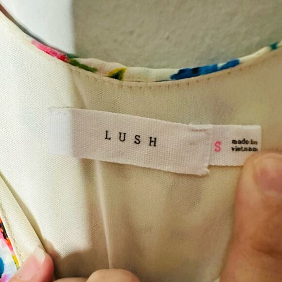 Lush White Floral Adjustable Strap Mini Dress Size Small - Picture 6 of 7